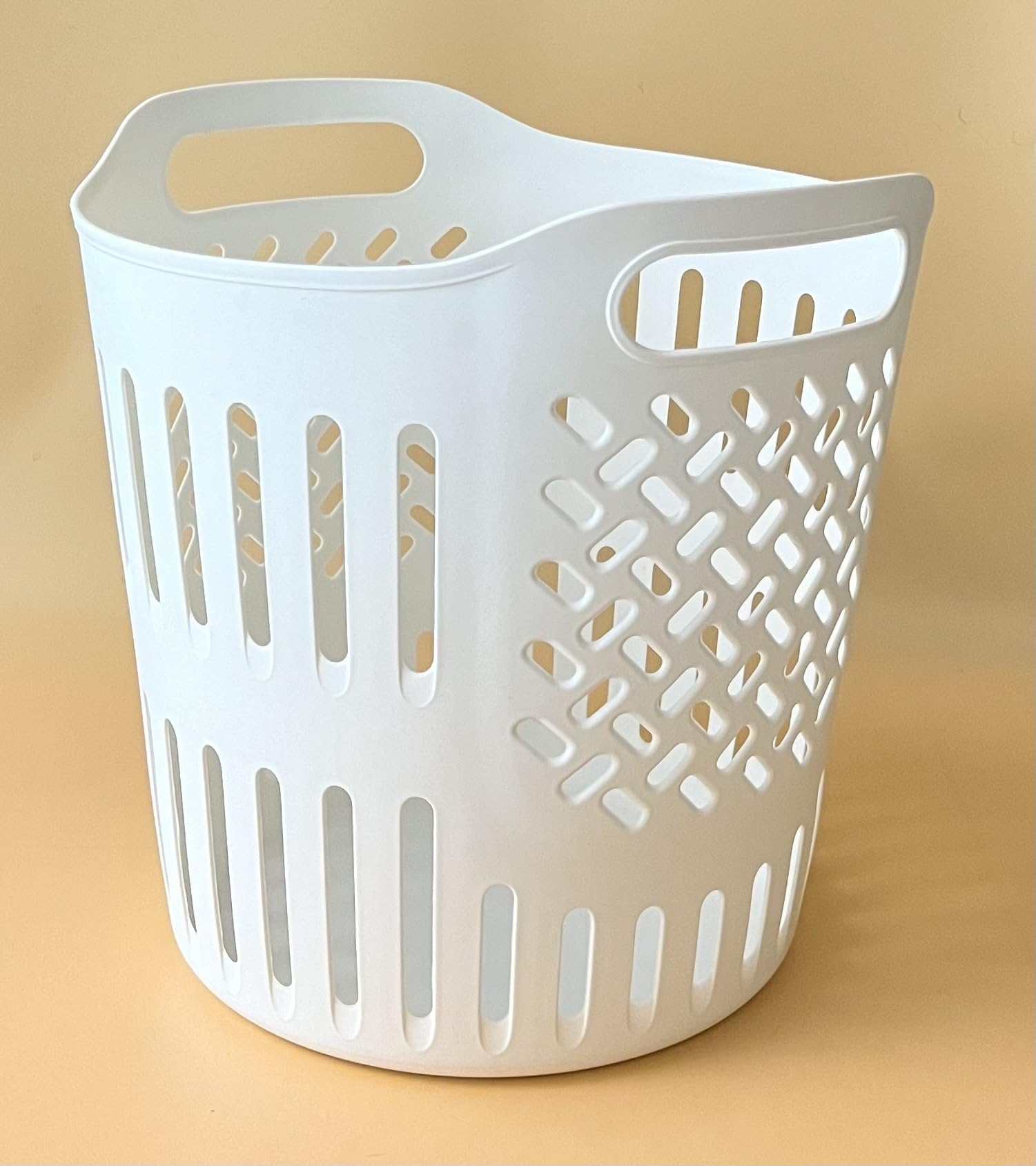 VIO Plastic Laundry Bin, Multi-Purpose Flexible Laundry Storage Basket Hamper, Light Weight and Durable Large Dirty Clothes Organizer Basket with Handles 40 Litres (Medium White)