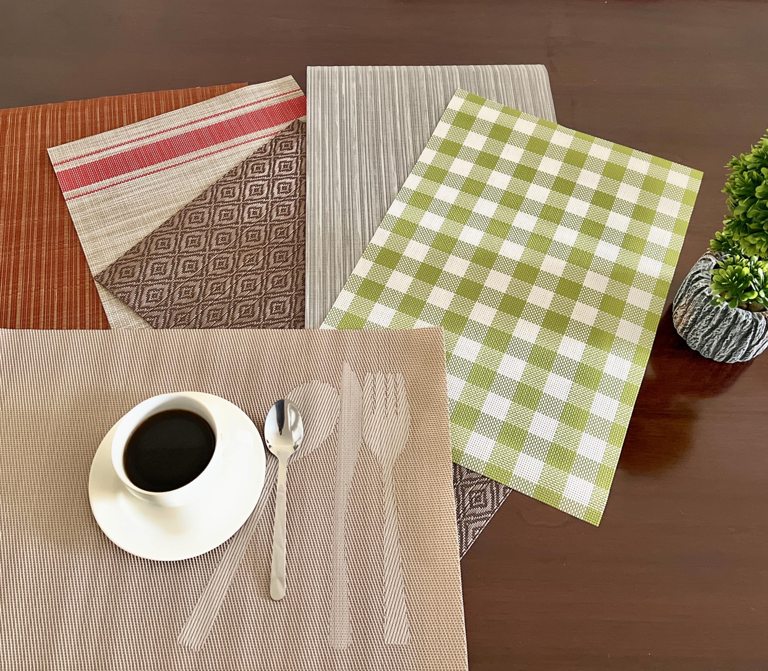 VIO® Set of 6 Durable Vinyl Washable Wipeable Heat Resistant Placemats Anti Abrasion Quick Drying Beautiful Non Slip Woven Protector PVC Table Mats for Dining Kitchen Home Indoor Outdoor (Style 6)