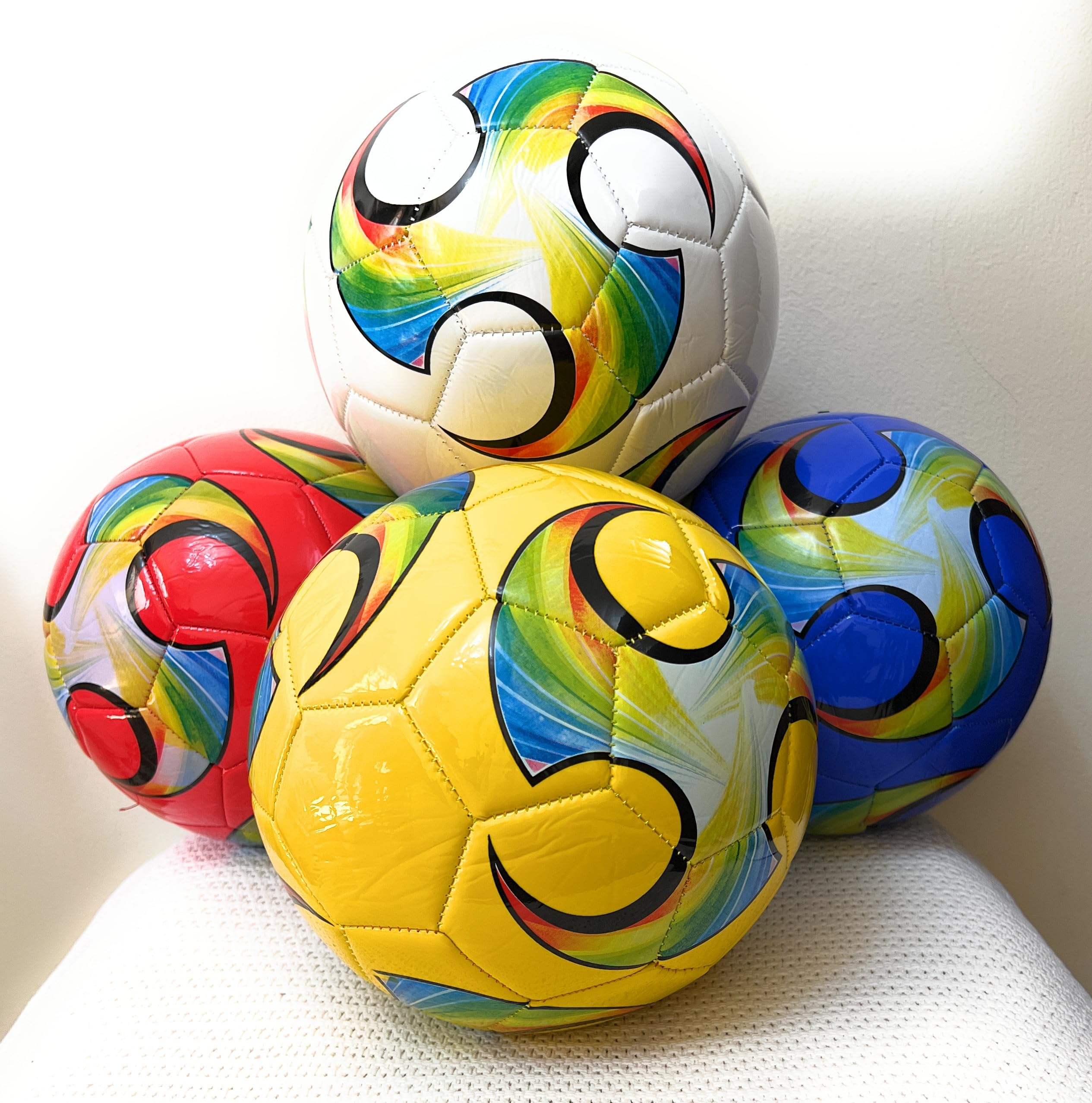 VIO Kids Training Soccer Balls, Outdoor Playing PVC Football, Gifts for Christmas New Year Birthday, Competition Soccer Balls, Machine-stitched Soccer Balls For Boys